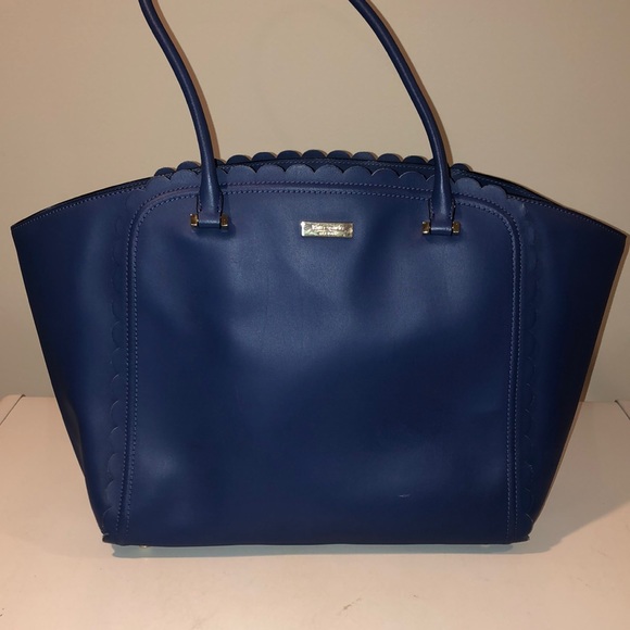 kate spade Handbags - Vintage Kate Spade Tote ⭐️